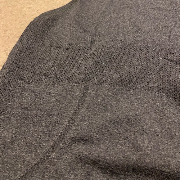 Lululemon Swiftly Tech Tank Top Size 6? - Picture 2 of 4